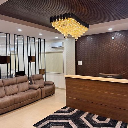Hotel Apex Inn Hyderabad Airport Экстерьер фото